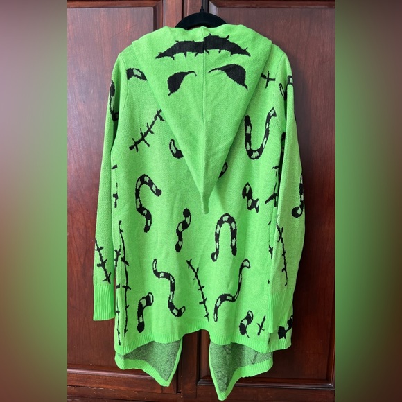Disney Oogie Boogie Cardigan XS S NWT Hot Topic Green Nightmare Before Christmas - Picture 2 of 4